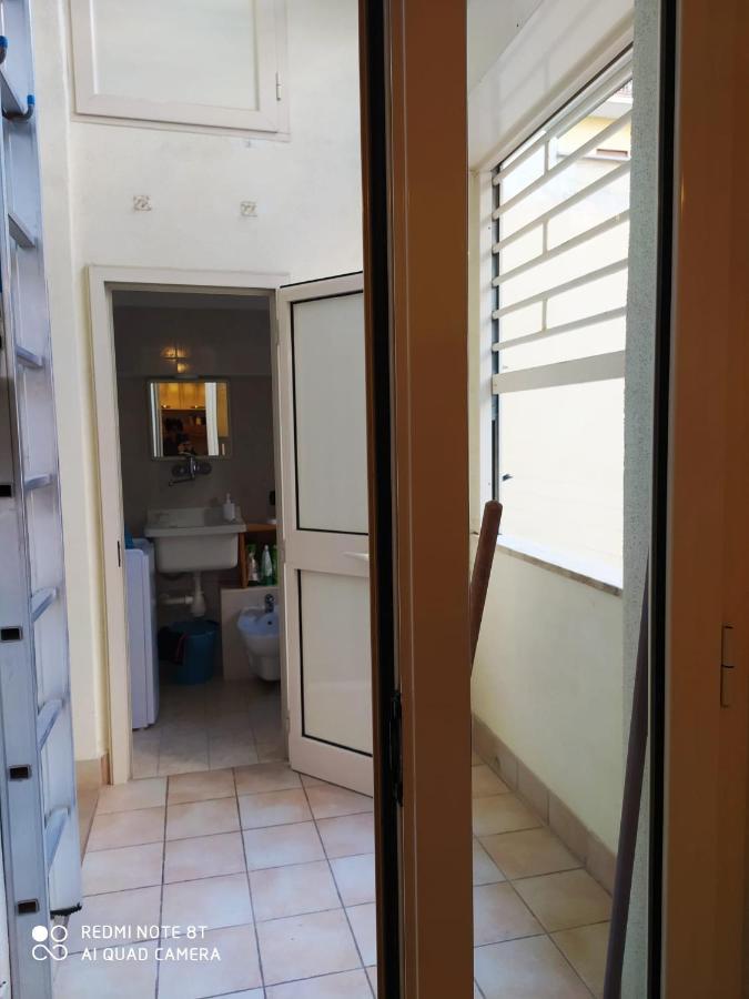 Appartamento Dante Alighieri House Bari Esterno foto