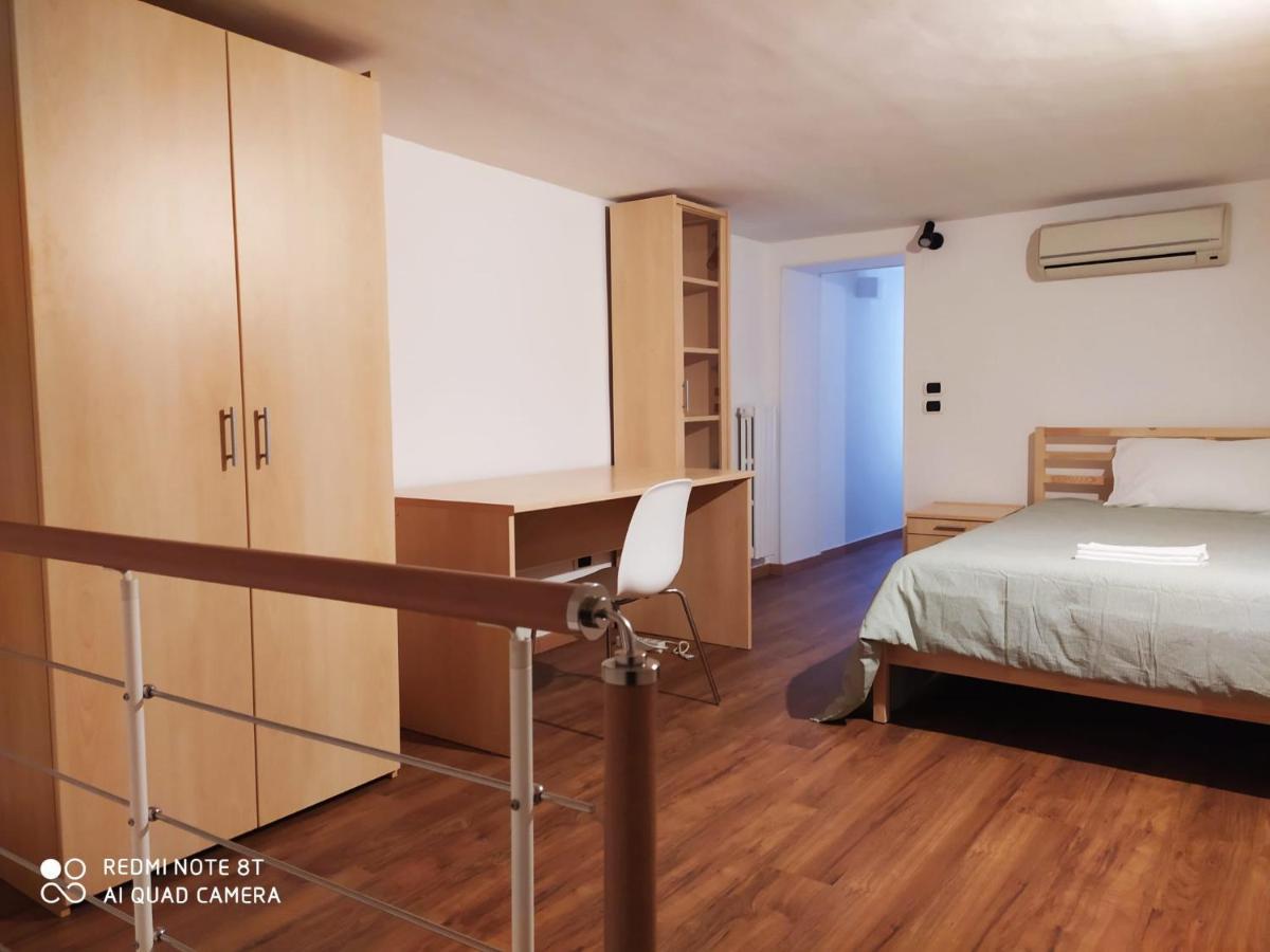 Appartamento Dante Alighieri House Bari Esterno foto
